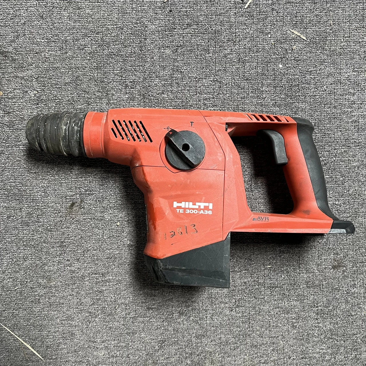 HILTI TE300-A36 Corded Demolition Hammer Breaker ,tools only second-hand