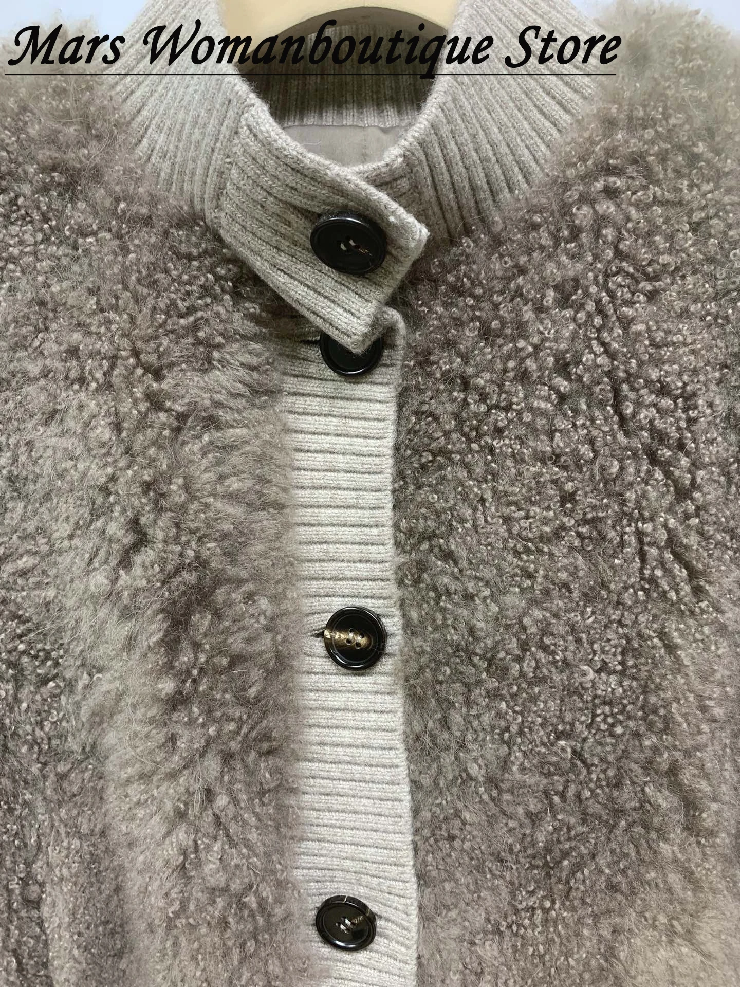 Рисунок 2 - Женская одежда, роскошное цельное