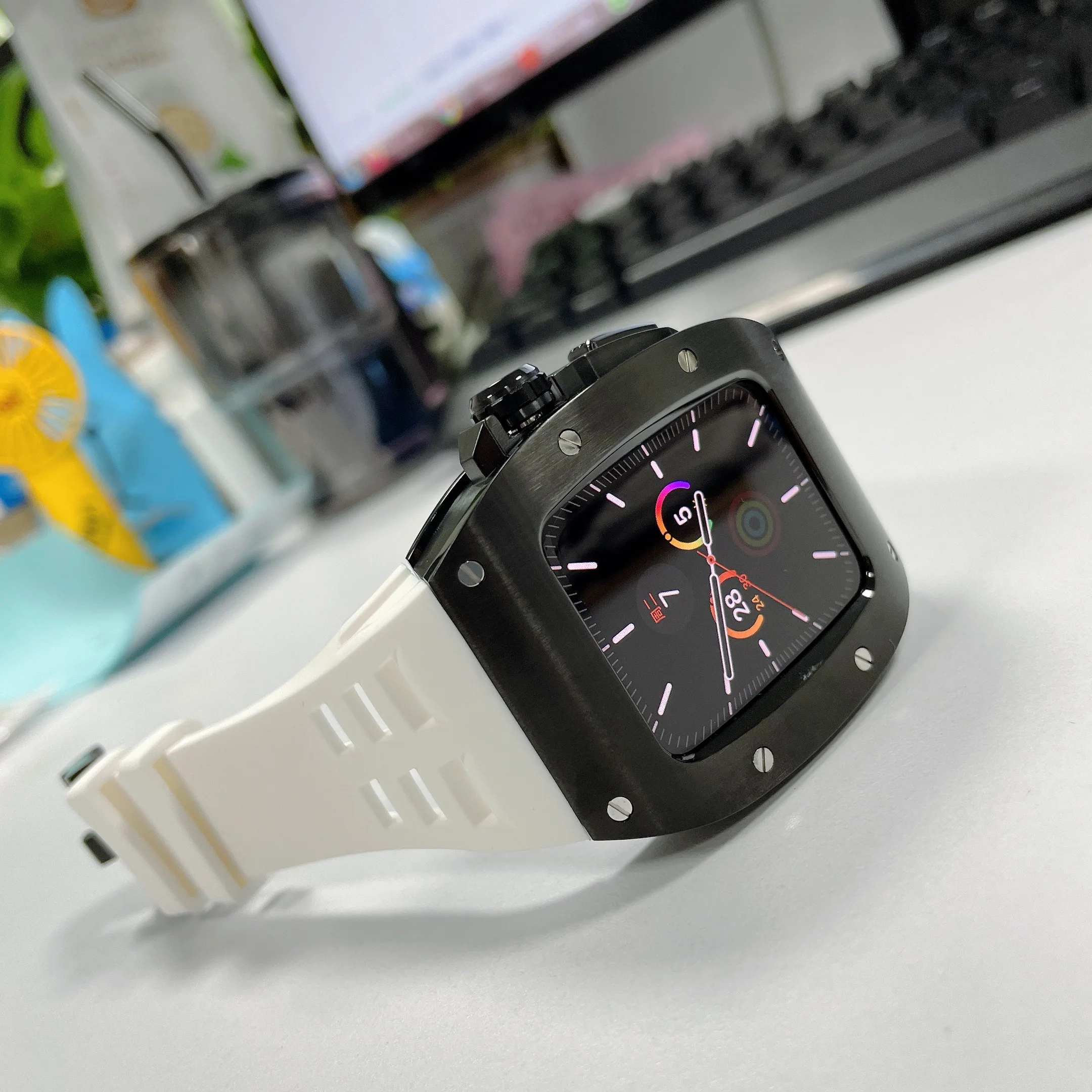 Stainless Steel strap and case for Apple Watch 45mm 44mm for iWatch Modification Metal Bezel For Apple Watch 7 6 5 4 3 2 1 41mm motorola one 5g ace phone case