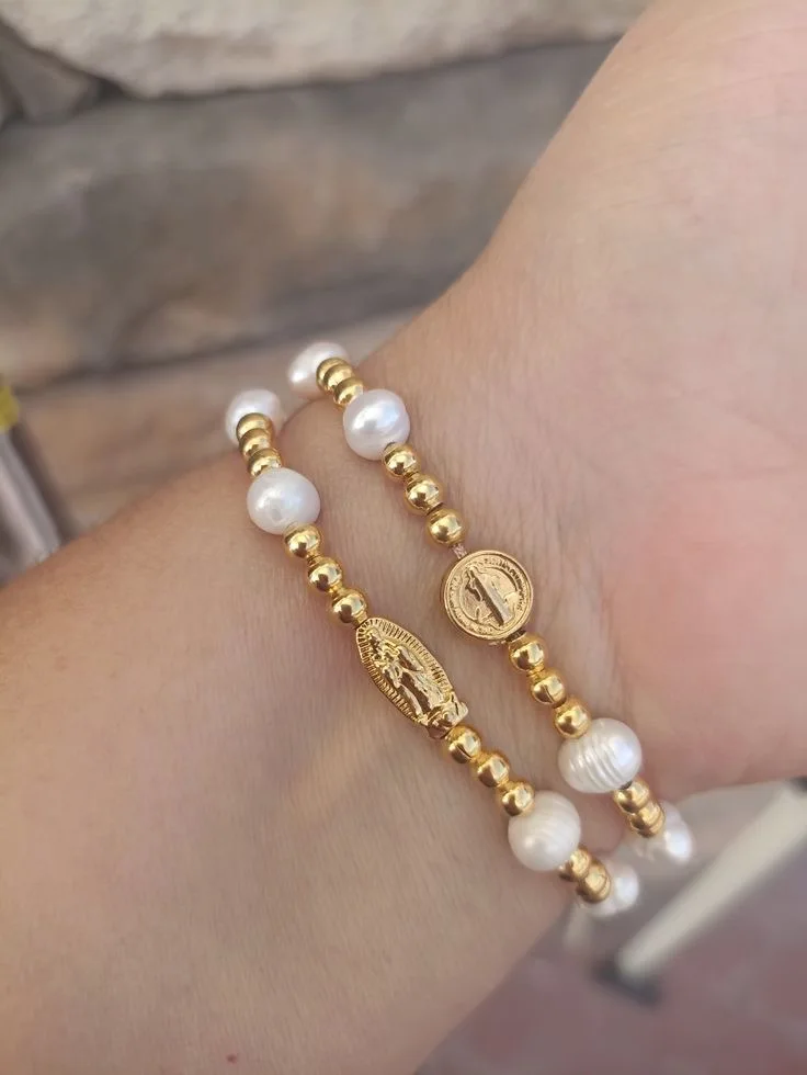 Minimalist Maria Pendant Beaded Elastic Stackable Womens Bracelet