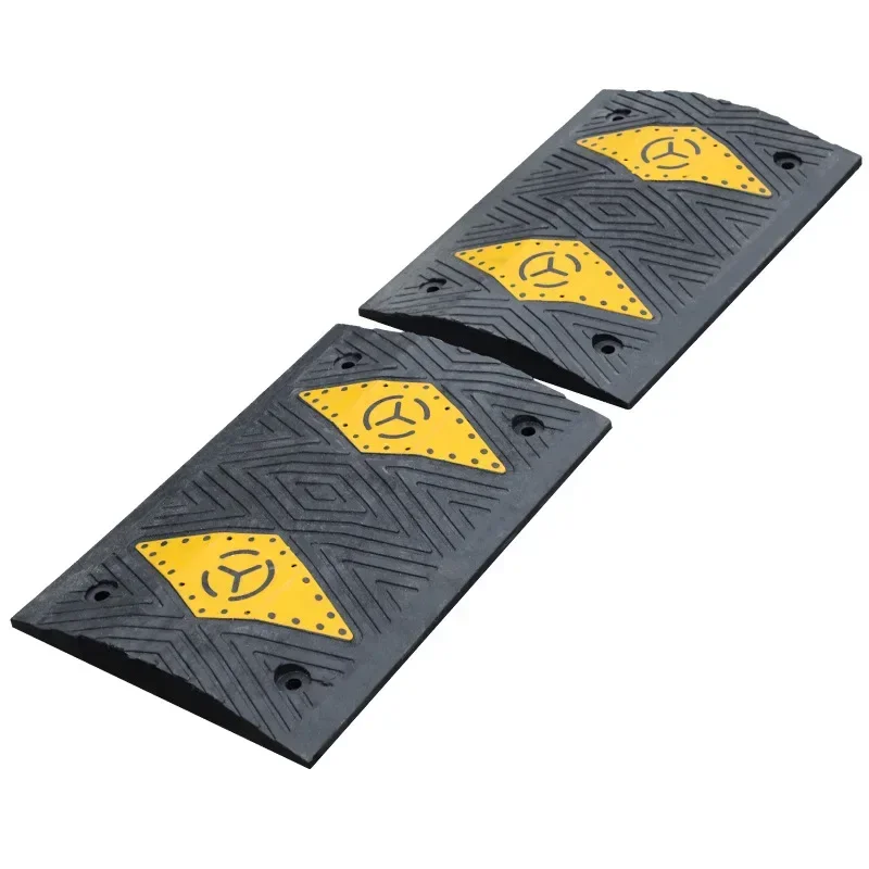 Thickened Rubber Deceleration Belt Ramp Highway Speed Bump Junction Car ...