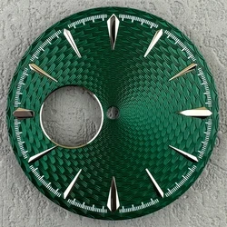 Customised 35mm Cocktail Dial with Logo (Greener)