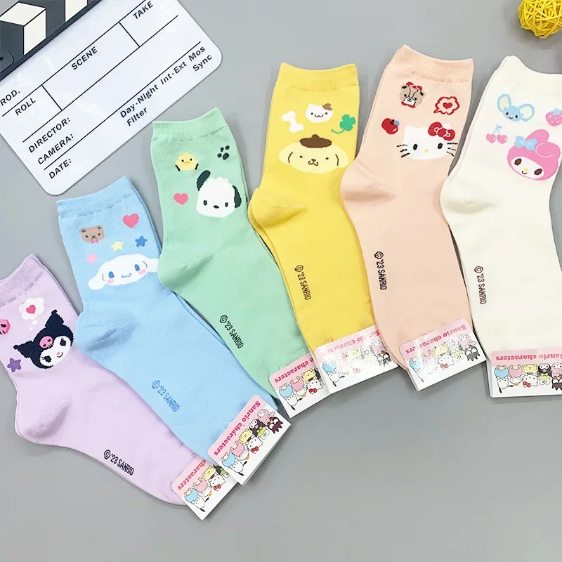New Kawaii Sanrio Kuromi Mymelody Cinnamoroll Pom Pom Purin Badbadtz-Maru Keroppi Socks Ins Christmas Gift for Girls