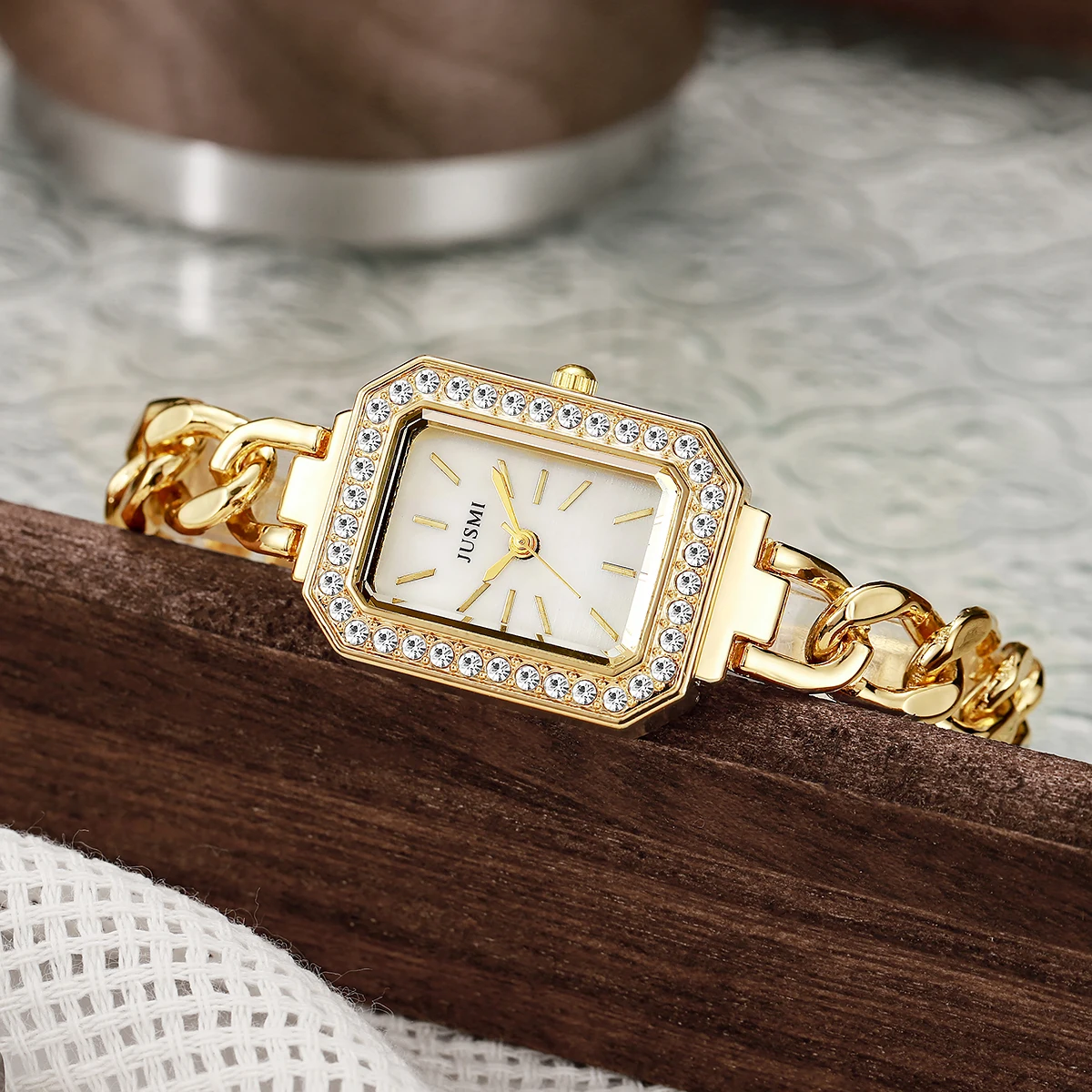 Ladies' high-value fashion bar scale square dial buckle shaped steel strip inlaid with diamonds outer shell quartz watch 3