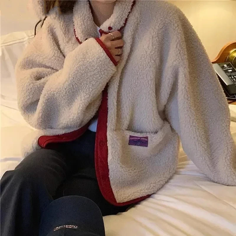 

2023 Winter Vintage Casual Style Single Breasted Fur Jacket For Women Turn Down Collar Fashion Patchwork Retro Warm Coat