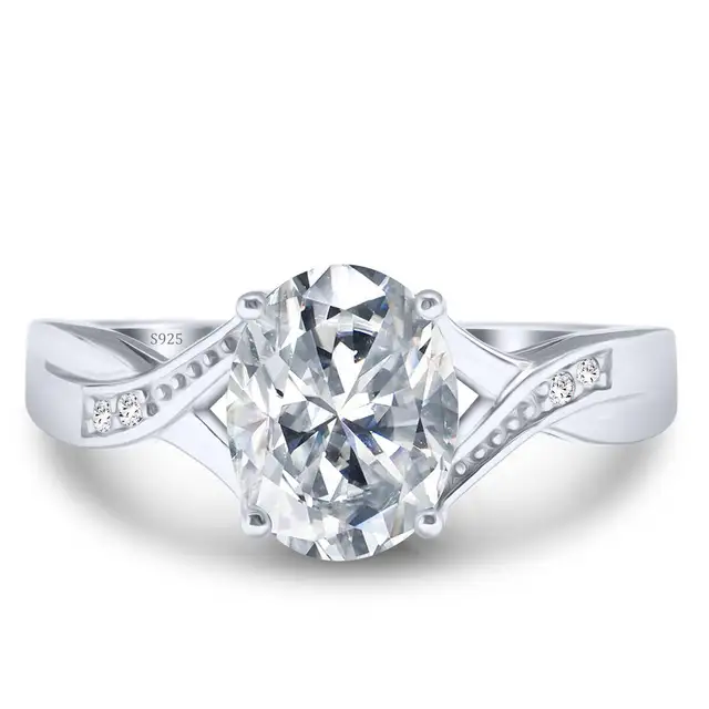 2CT Classic Pigeon Egg Dcolor Moissanite Circular Curve Ring