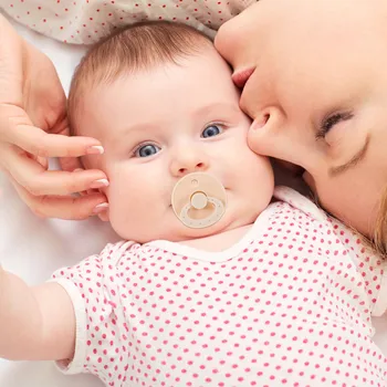 Ciuccio in Silicone per Neonati, Leggero e Portatile, per Dentizione e Sollievo, Regalo per lo Sviluppo Orale del Neonato, Regalo per Mamme Prima Volta