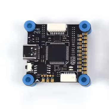 Câblage du pack ESC 65A 4-en-1 et F7 Flight Controller, prêt pour installation sur drone FPV.