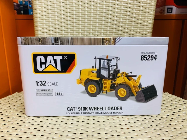 910K Wheel Loader Engineer Truck 1:32 Scale Metal Model By Diecast 