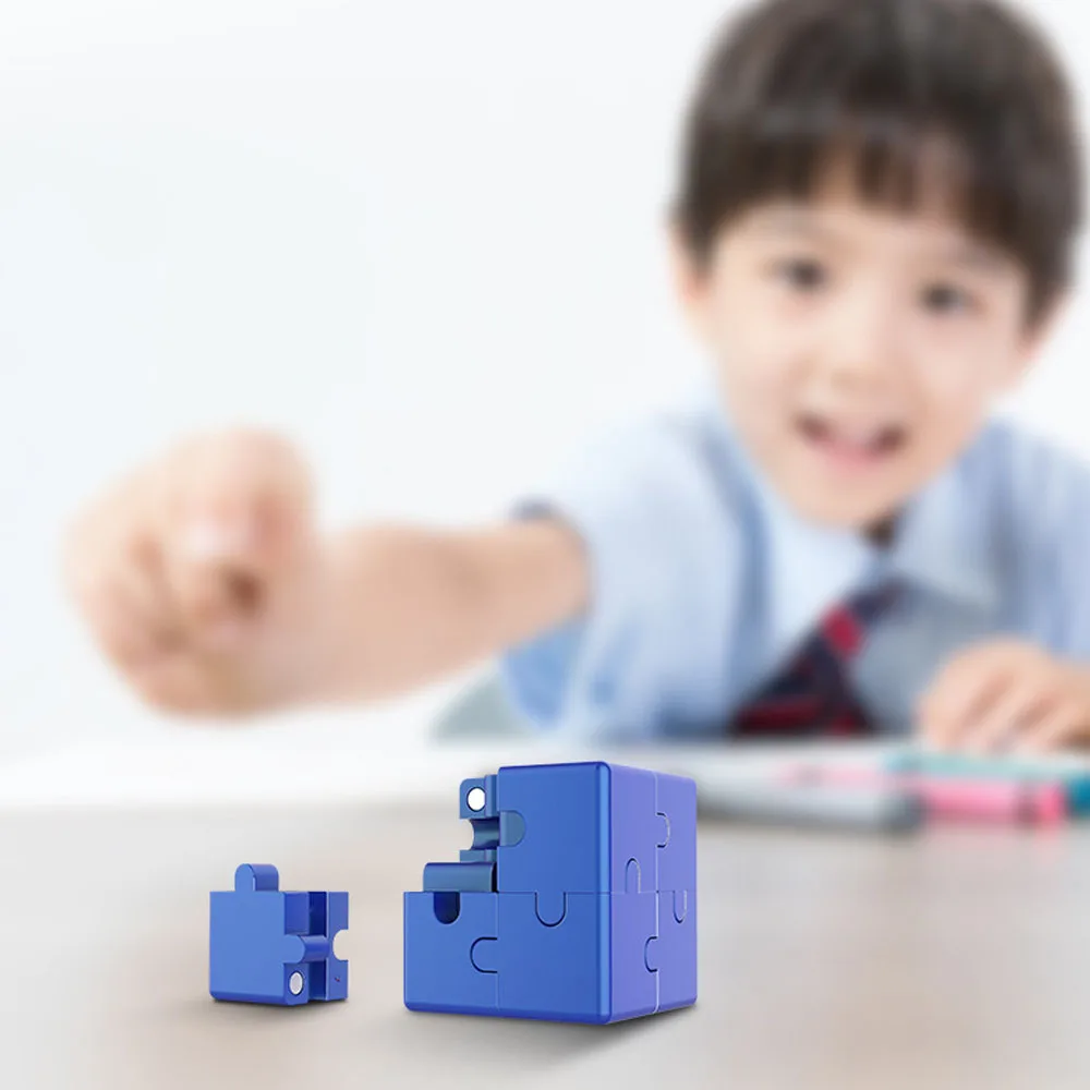 Infinite Cube Aluminum Alloy Metal EDC Stress Relief Mini Toy Portable Office Infinite Flip Cubic Fidget Relax Venting Toys