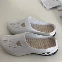 Chaussures pour femmes pratiques et confortables à la maison, un pied avec évent et demi-pantoufle, chaussures d'été pour femmes, livraison gratuite 3