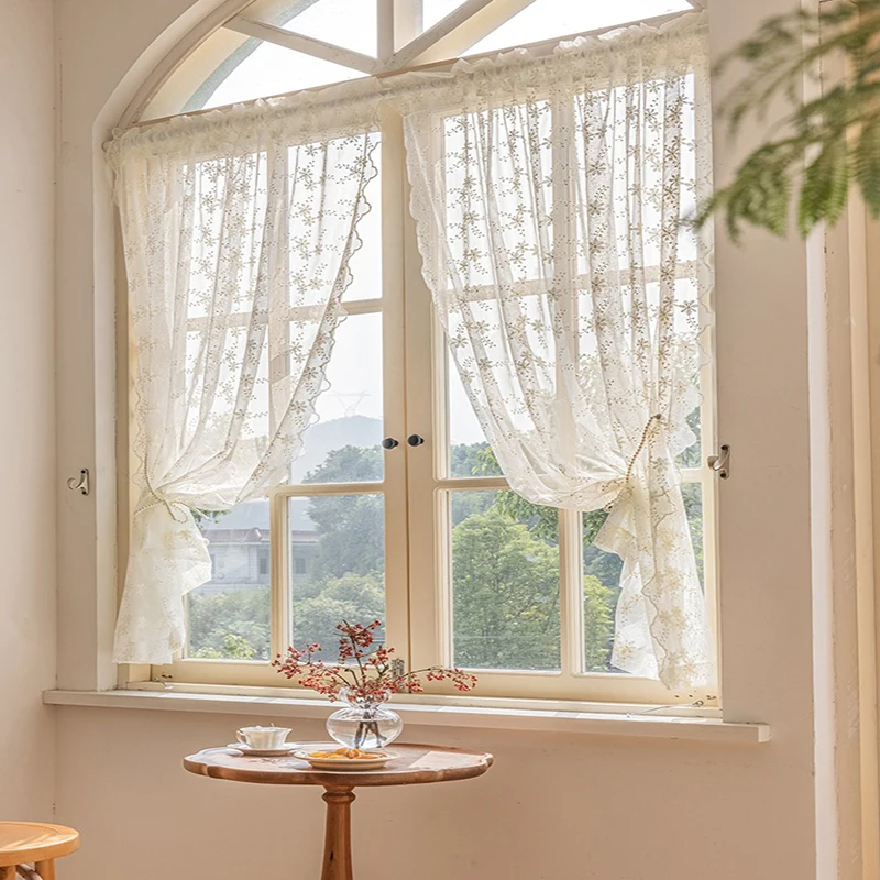 Tende In Pizzo Beige Vintage Bujasso | 2 Pannelli 137x240 Cm, Filtro Luce, Floreale Per Soggiorno