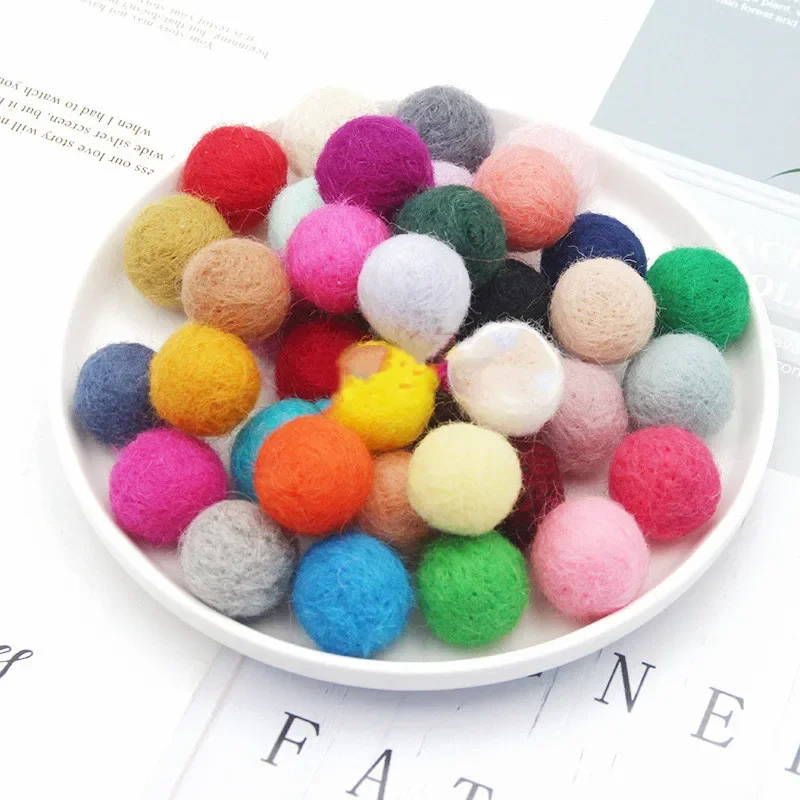DIY Wool Felt Balls Handmade Felt Craft Supplies Wedding Party Wool Ball Accessories 10pcs 2cm