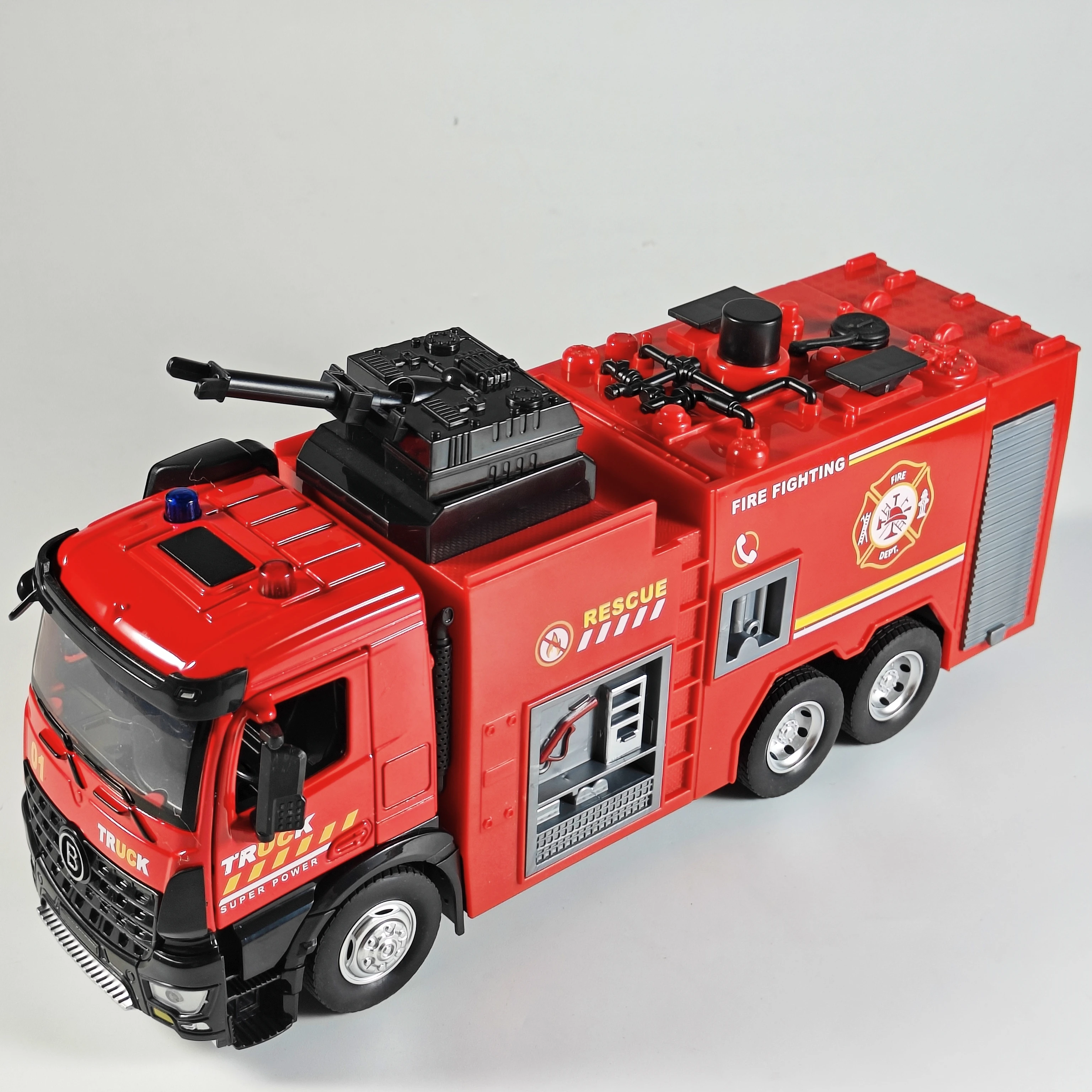 ミニカー ERF Fire Engine Water Tender Large 1:18 Fire Truck Alloy Water Tanker Truck Diecast Model
