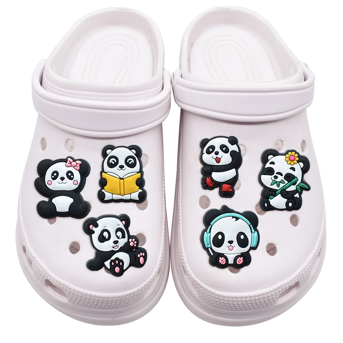 

New Arrive 1Pc Shoes Accessories For Sandals Buckle With Cute Pandas Decoration For Women Kids Favors Men Badges Boy Girl Gift