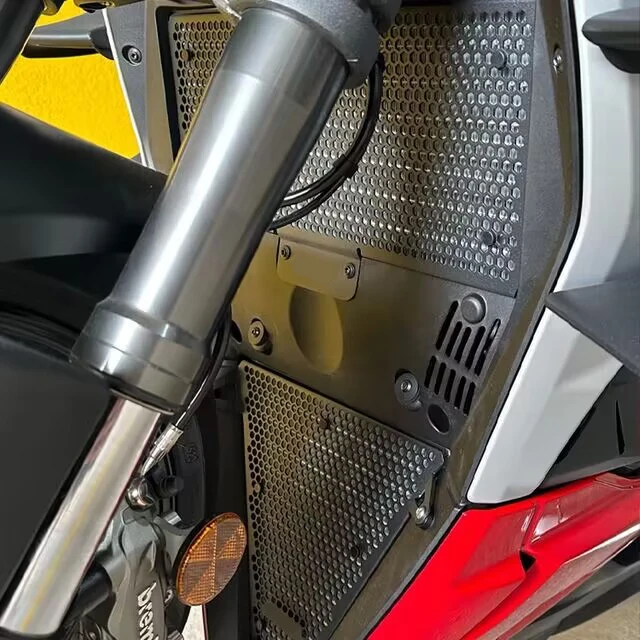 

Lower Radiator Grille Guard Cover Protector For Ducati Panigale V2 1199 959 899 Tricolore S 1299 Superleggera 959 Corse 1299R FE