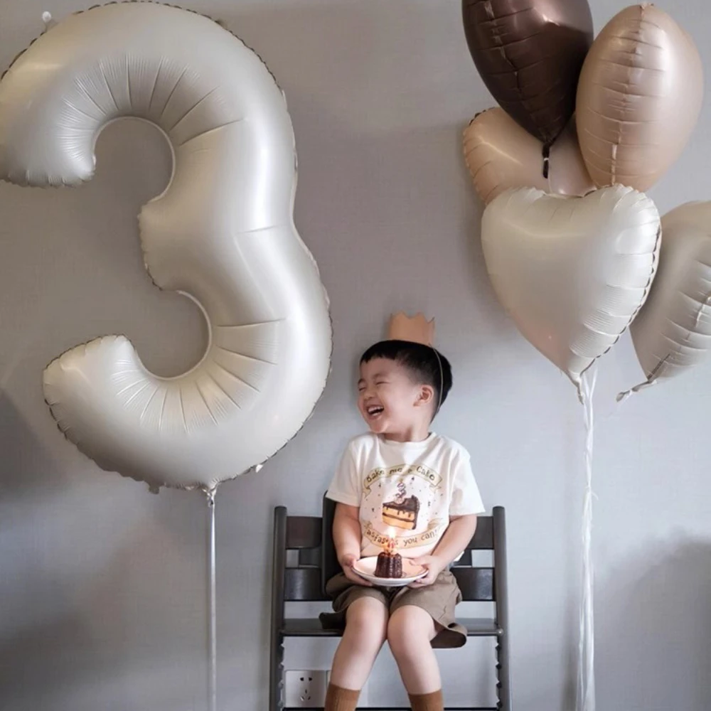 Großer digitaler Aluminiumfolienballon, INS-Stil, cremefarbene Karamellfarbe, Geburtstagsparty-Fotografie-Dekoration, Jungen und Mädchen, 40 Zoll – Detail 6