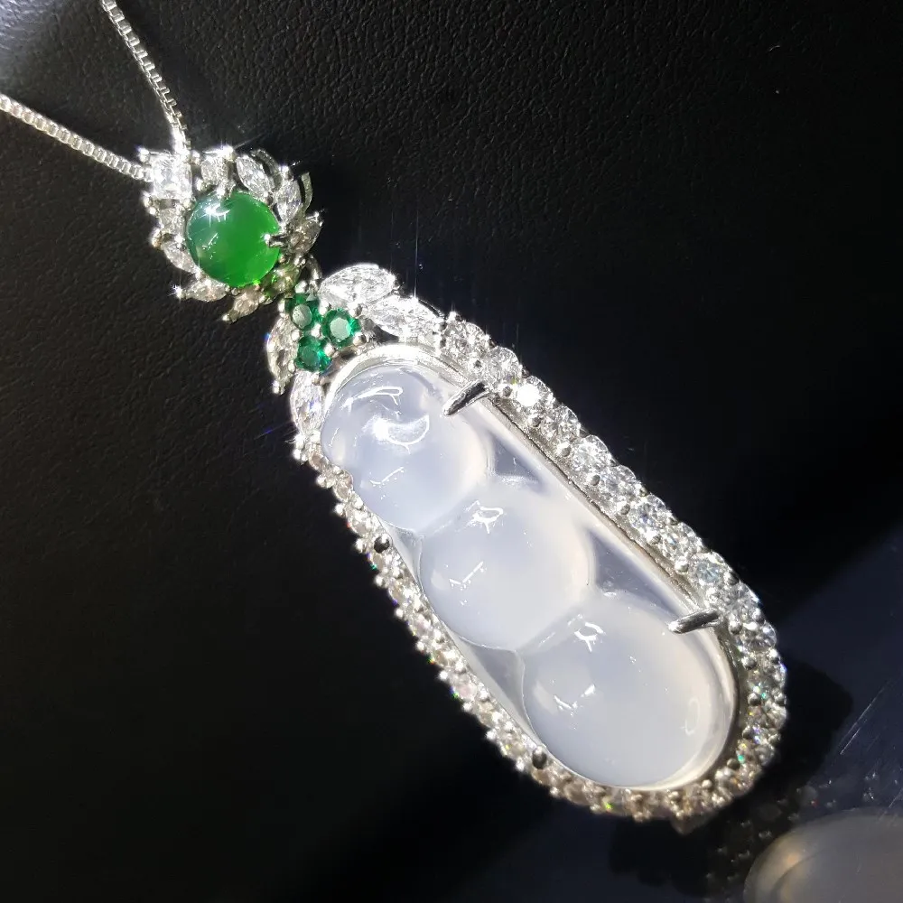 

charming 100% Natural Handmade S925 silver high ice white jade pith green bean Pendant necklace