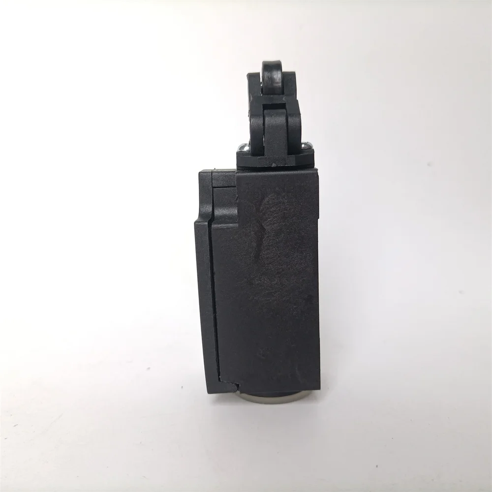 QM-Z1R236-11Z Elevator Limit Switch Lift Spare Parts - AliExpress