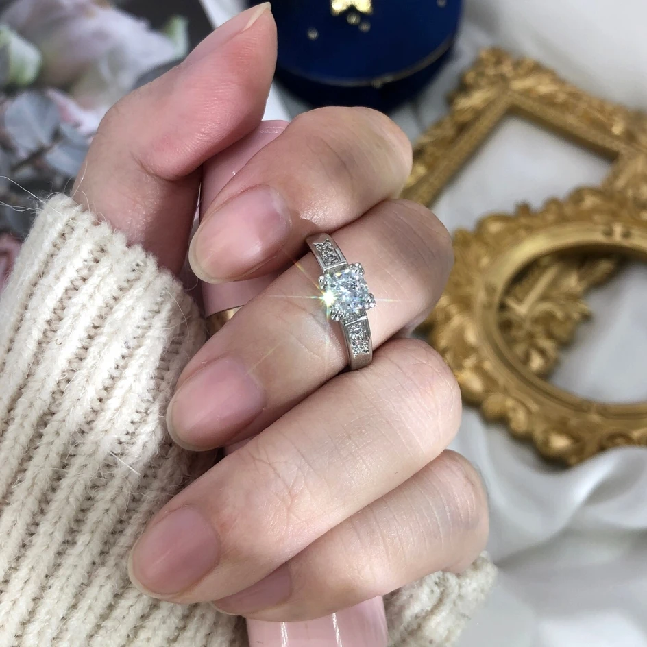 Wedding Ring For Women Bride Shiny Zircon Engagement Anniversary Gifts For Couple Fashion Jewelry Kpop Accessories R051 crystal rings,engagement rings,zircon rings,fashion rings,wedding rings,couple rings,fashion ring,finger rings
