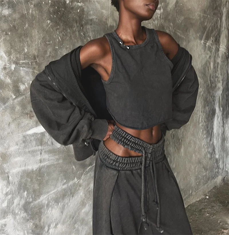 Рисунок 6 - Винтажные прямые брюки с низкой талией