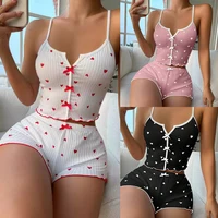1 ensemble de vêtements de nuit pour femmes, ensemble pyjama en tissu côtelé doux imprimé cœur avec garniture à volants, haut caraco décontracté et ensemble court, vêtements de détente 4