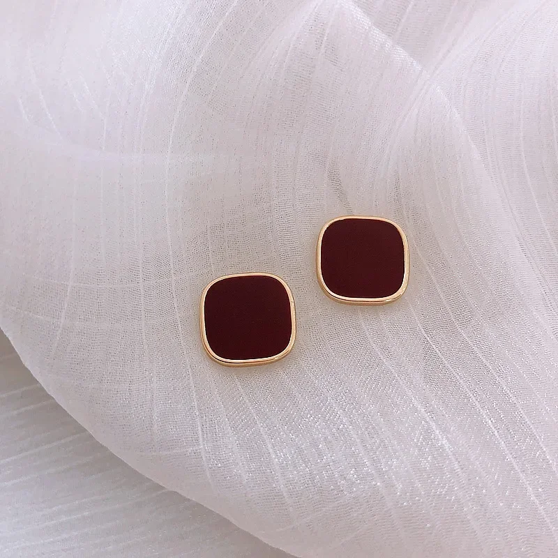 Retro Wine Red Square Stud Earring for Women Korean Simple Geometry Temperament Jewelry Christmas Girlfriend Gift