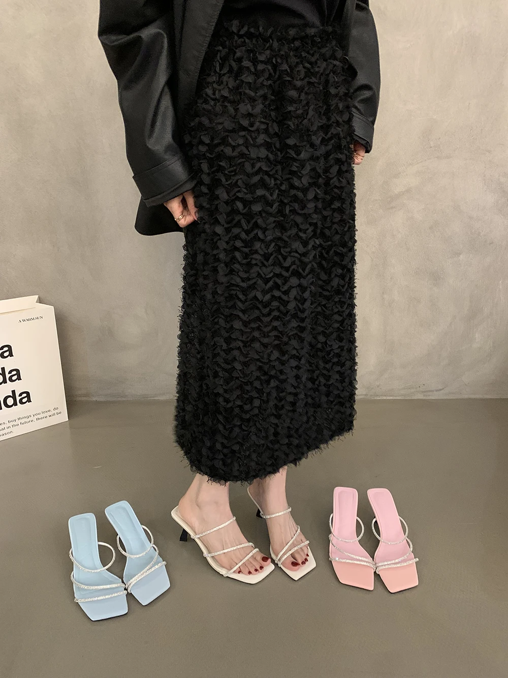 

Шлепанцы женские блестящие, туфли-лодочки на каблуке, роскошные сандалии из полиуретановой резины, высокий тонкий скандал, римская ткань, летняя обувь