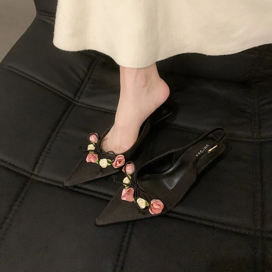 قماش بكعب منخفض للنساء ، صنادل منخفضة ، جلد ، منزل...