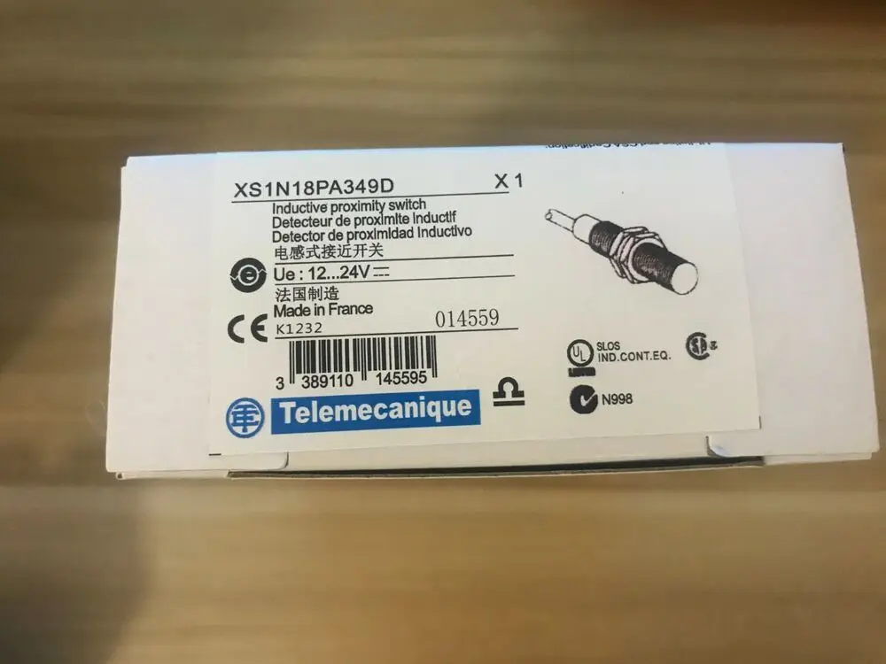

1PCS New schneider Proximity Switch sensor XS1N18PA349D free shipping
