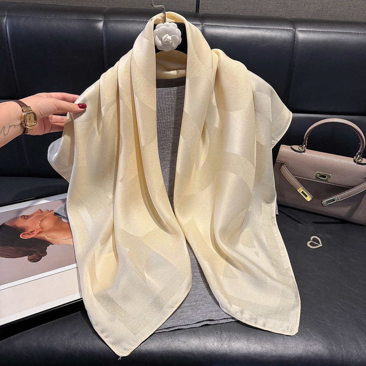 Latest Spring and Autumn Women's Fashion Hijab Silky Luxury Brand Soft Hijab Female Muslim Square Sun Protection Shawl