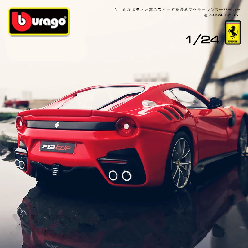Bburago 1:24 Ferrari F12 TDF Alloy Sports Car Model Diecast Metal