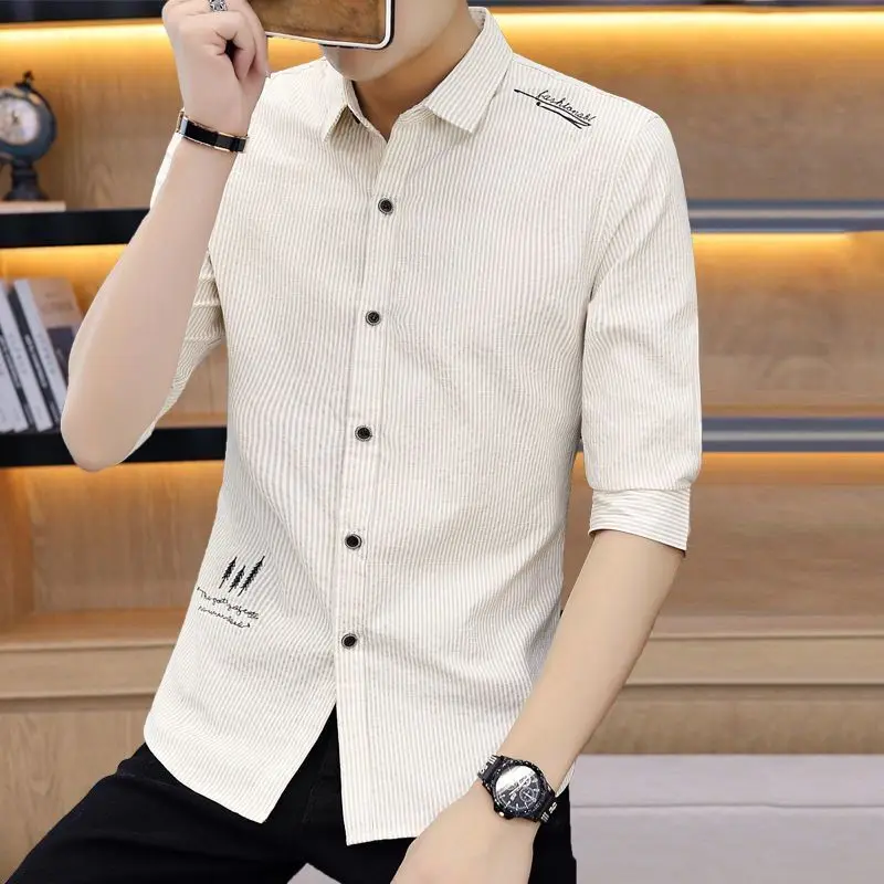 thumbnail image 1 of Camisas y blusas para hombre, de manga corta, de negocios, a rayas, para hombre, originales, de seda fresca con mangas, de alta calidad, nuevas en S Clothing, 1 of 5