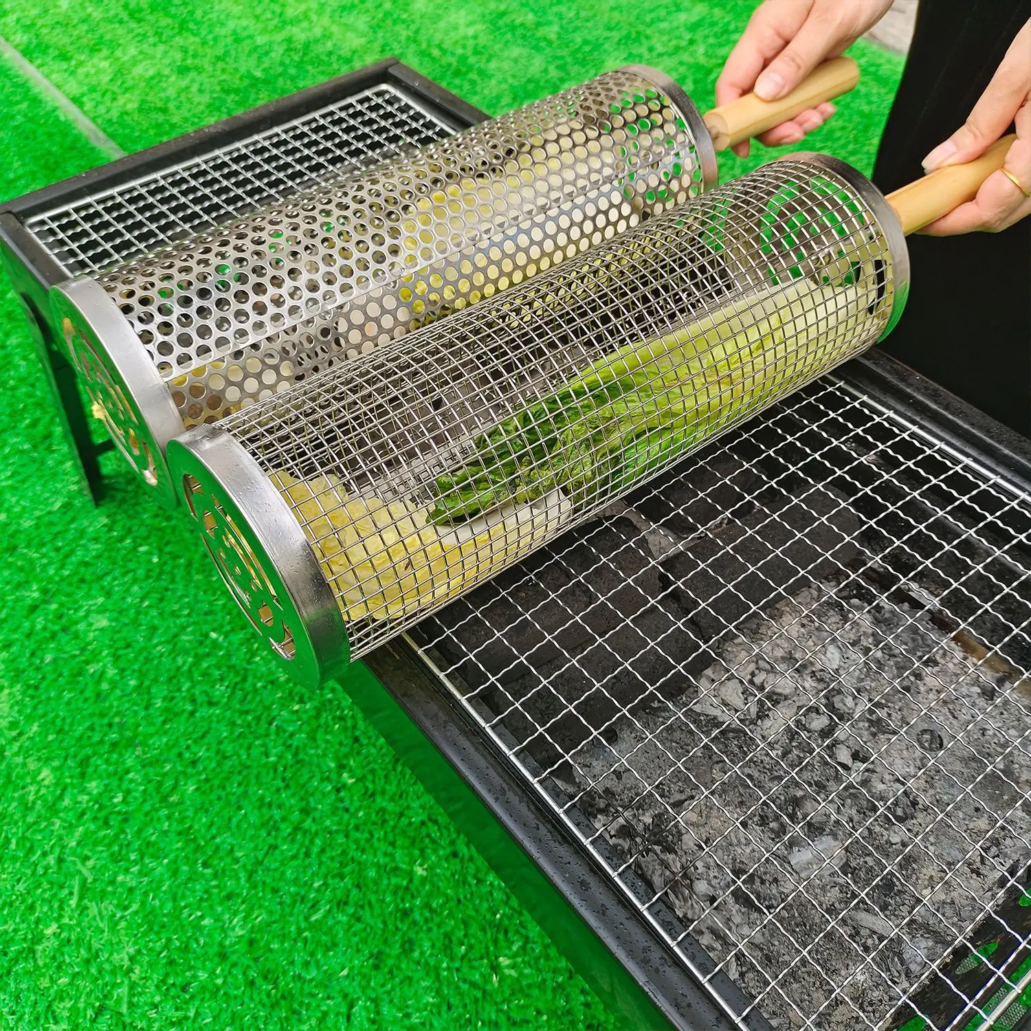 Rolling BBQ Cage 304 Stainless Steel Barbecue Mesh Barbecue Cages Grill BBQ Tools Rolling Grill Basket Outdoor Tools