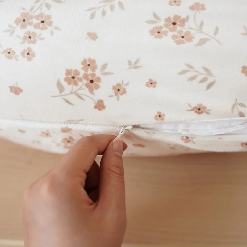 2 PCs Soft Cotton Vintage Floral Baby Nursing Pillow Covers Removable Replacement Baby Breastfeeding Pillowcases Pillowslips