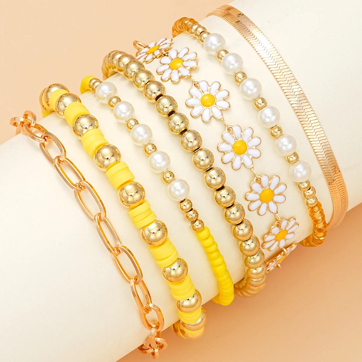 7 Pcs Yellow Daisy Flower Chain Bracelet Set Vintage Gold Color Pendant Beaded Bracelets Bohemian Delicate Handcrafted Jewelry