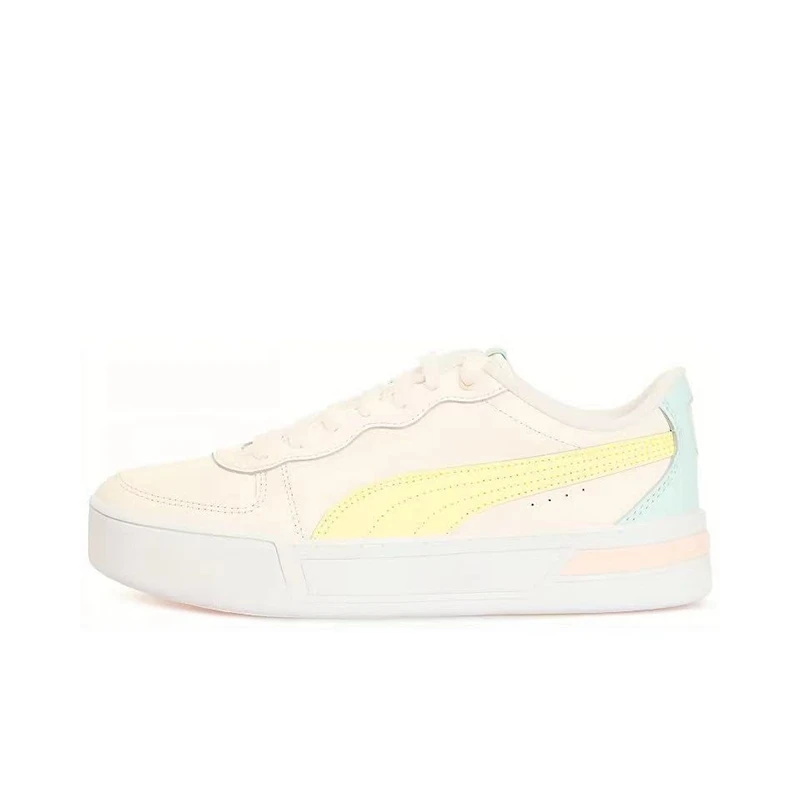 thumbnail image 1 of PUMA Skye Sports - Zapatillas de tabla antideslizantes, ligeras y de corte bajo para mujer, 1 of 5
