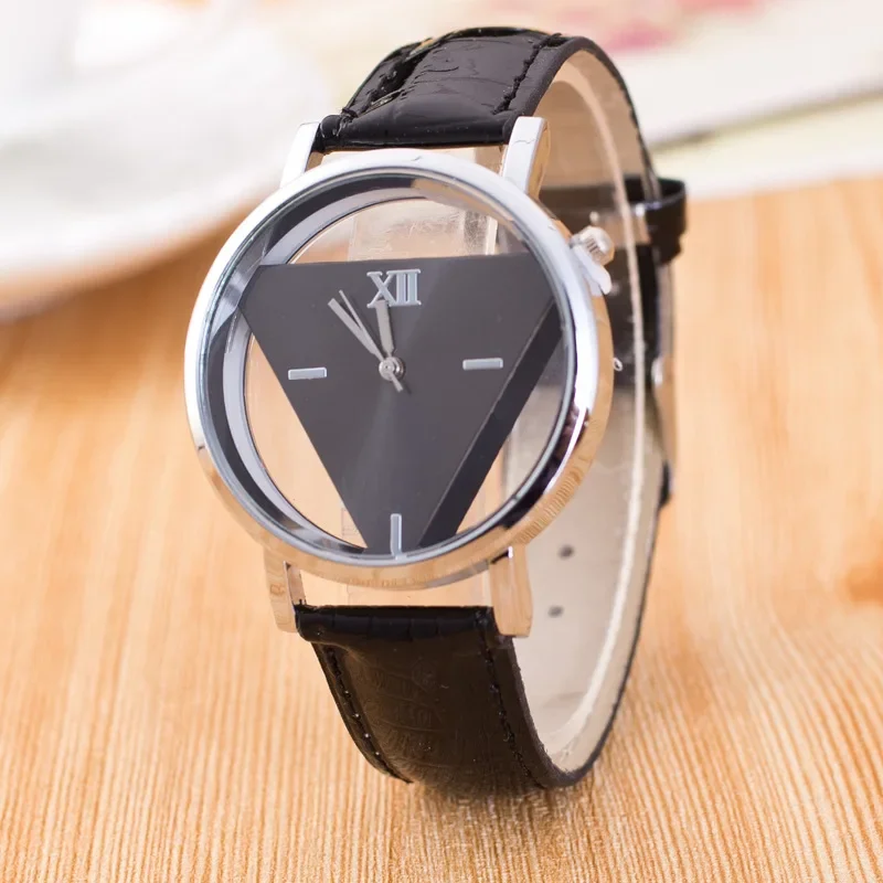 Simple Casual Design INS Women Watch Personalized Double-sided  Hollow Trendy Triangle Quartz Wristwatch Female Clock Gifts 3