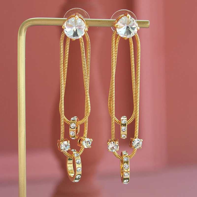 The Pero Diamond &amp;amp;amp;amp;amp; Pearl Earrings | PC Jeweller