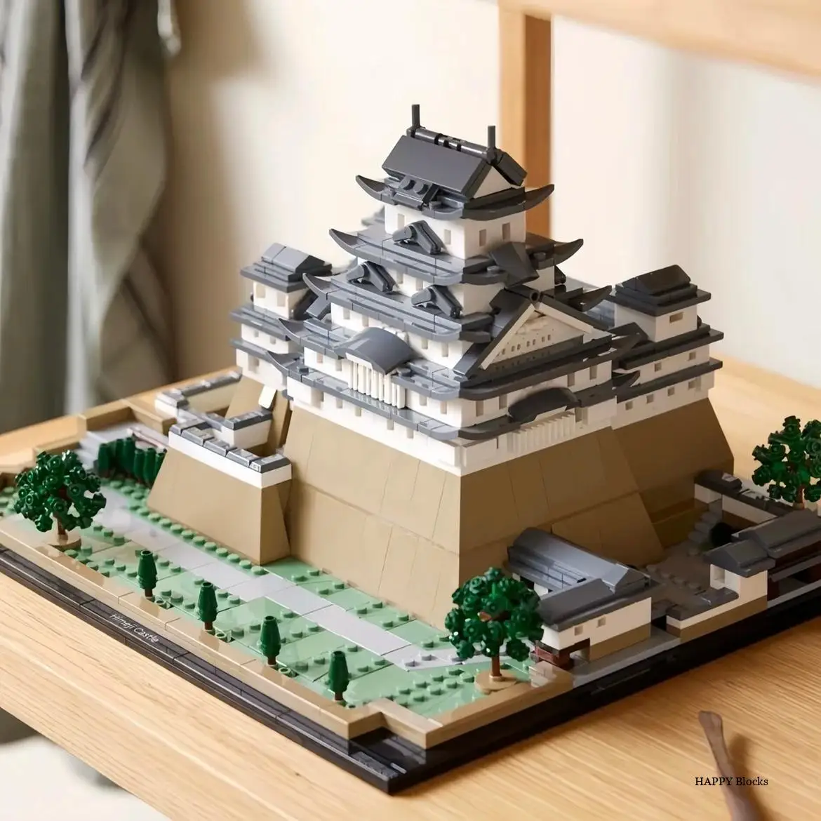 

2024 Новинка 2125 шт. строительные блоки Himeji замок архитектура 21060 Кирпичи игрушки для взрослых детей художественное украшение для дома Рождественский подарок