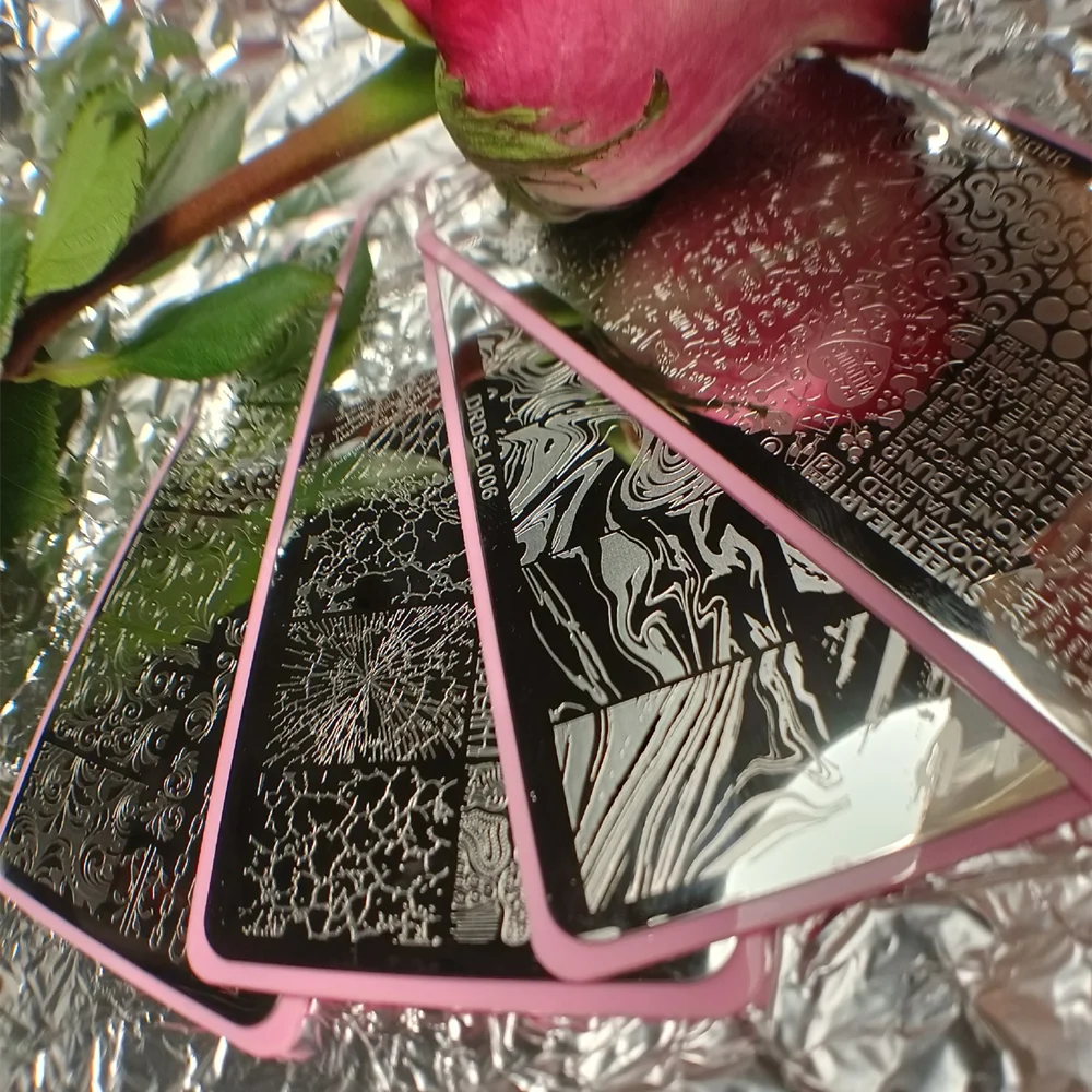 Nail Stamping Plates Tree Bark Pattern Leaves Whirlpool Image Stainless Steel Stencil Nail Art Stamps Geometry Template Stencils 5