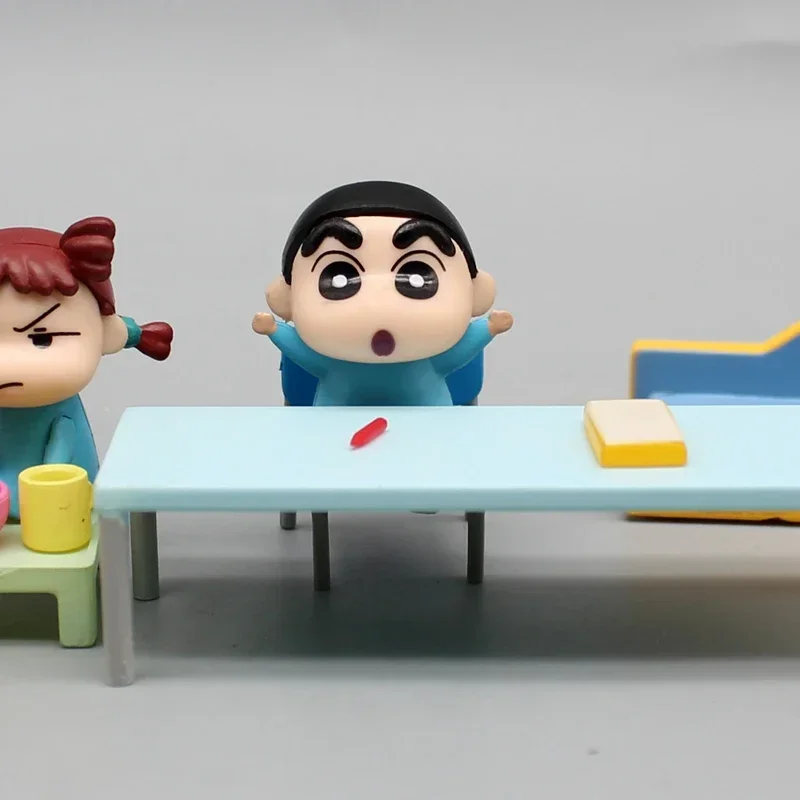 

4.5cm Crayon Shin-Chan Action Figure Kindergarten Miniature Scene Box Egg Tabletop Decoration Animation Hand-Operated Kid's Gift