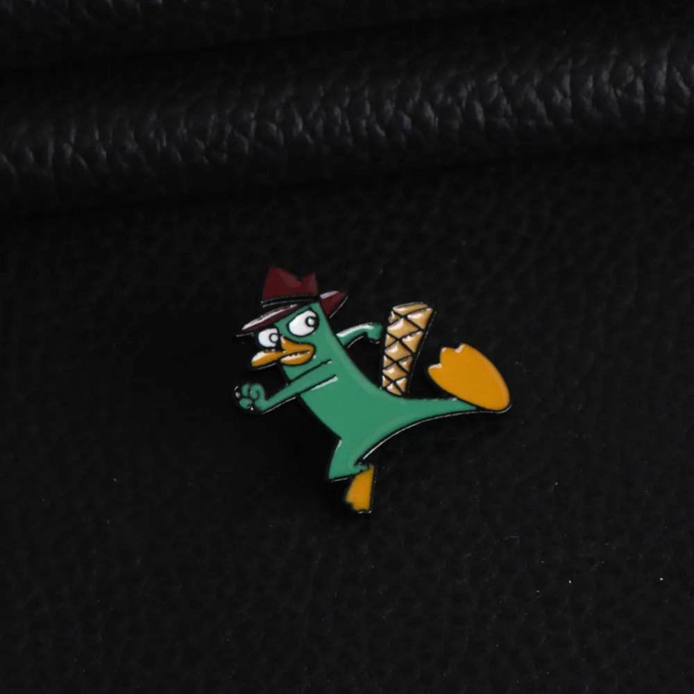 Classic Cartoon Phineas & Ferb Badge Brooch Pins Cute Green Animal Perry The Platypus Shape Enamel Brooches Jewelry Cosplay Gift anime brooches,game brooch