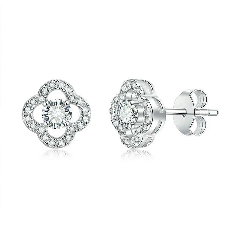 

Luxury Classic s925 Sterling Silver Platinum Lucky Four-leaf Clover Earring D Color 1 Carat Moissanite Diamond Earring For Women