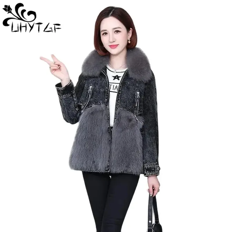 Новая джинсовая куртка с имитацией лисьего меха, женские парки из искусственного меха, пальто 2024, зимнее пальто с большим меховым воротником, короткая одежда, 2452 Новая джинсовая куртка с имитацией лисьего меха, женские парки из искусственного меха, пальто 2024, зимнее пальто с большим меховым воротником, короткая одежда, 2452