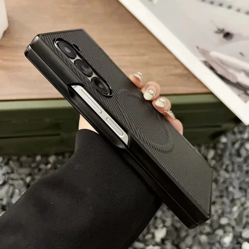 Luxury Carbon Fiber Magnetic Hinge Back Case