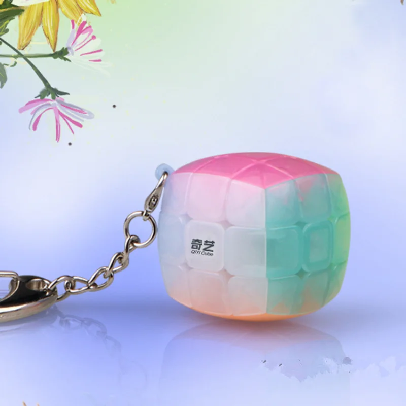 

Qiyi 3x3x3 Little Steamed Bun Magic Cube Mini Educational Toys for Brain Trainning - Jelly Color
