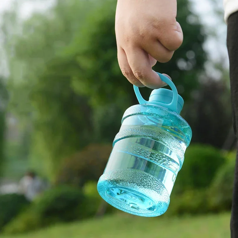 650ML Cute Water Bottle Mini Bucket Plastic Bottle Outdoor Sport Drinking Water Bottles Portable Large Capacity Cup Gym Hiking