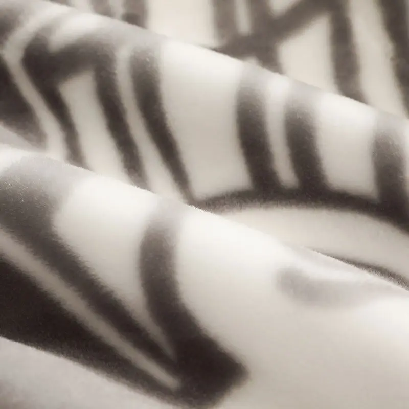 ���� ħ��� �β��� �� �÷��� ���� ���, ������ ���ſ� ǫ���� �ε巯�� �� �μ�, �ܿ� ������ ���