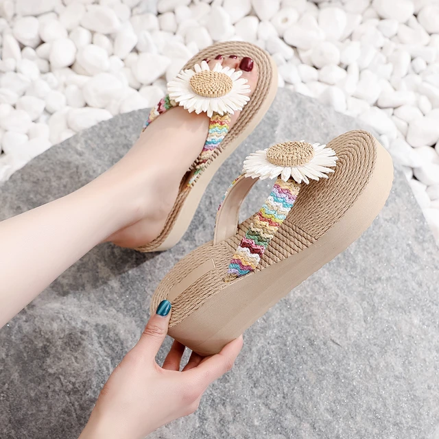 Thick Bottom Beach Flip Flops Women 2022 New Summer Flower Sandals